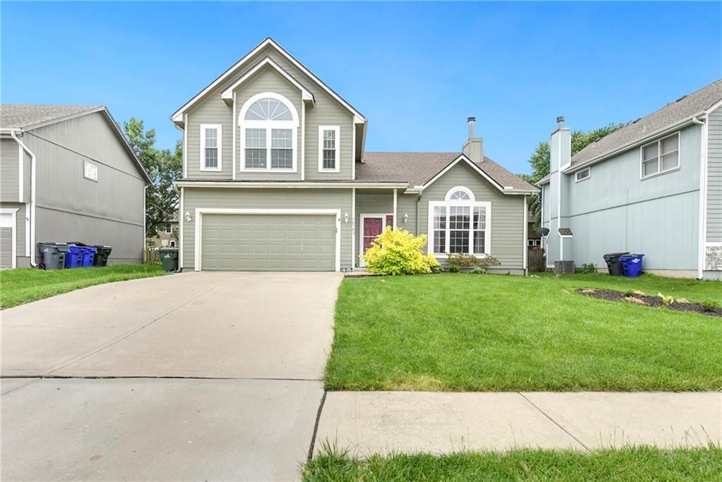 16783 W 155th Terrace, Olathe, KS 66062