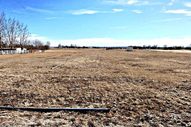 117 E 450 N, Shoshone, ID 83352