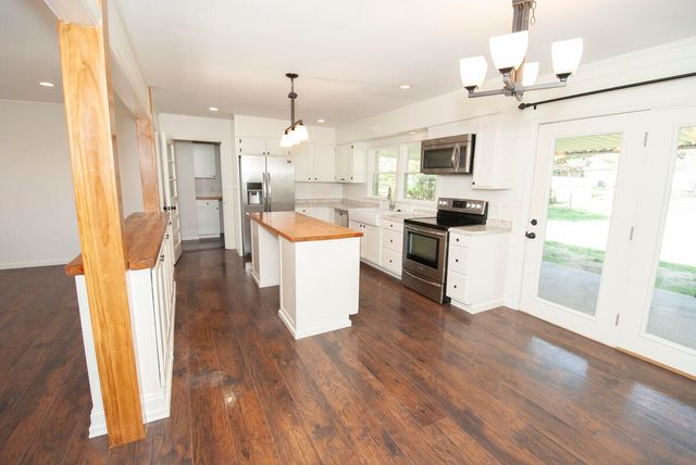 118 Lowry Lane, Wilmore, KY 40390