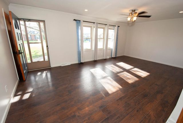 118 Lowry Lane, Wilmore, KY 40390