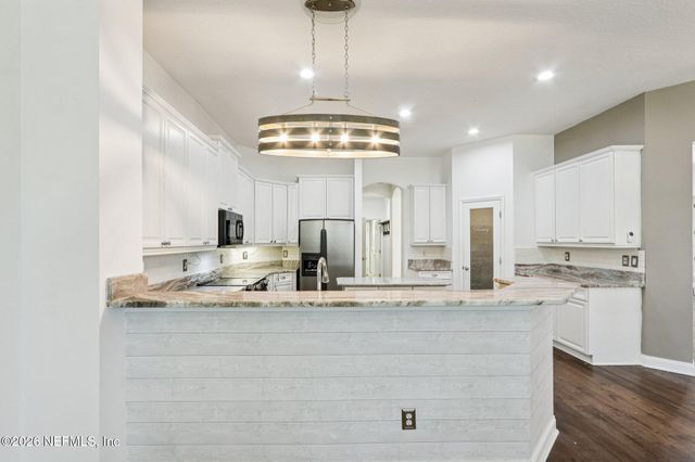 486 MONTEREY Parkway, Orange Park, FL 32073