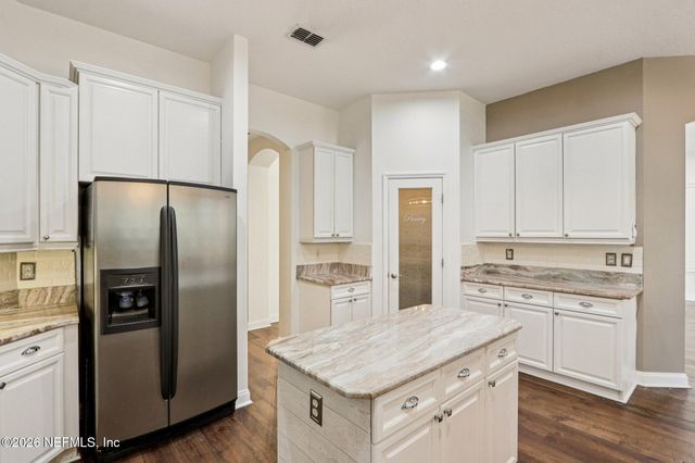 486 MONTEREY Parkway, Orange Park, FL 32073