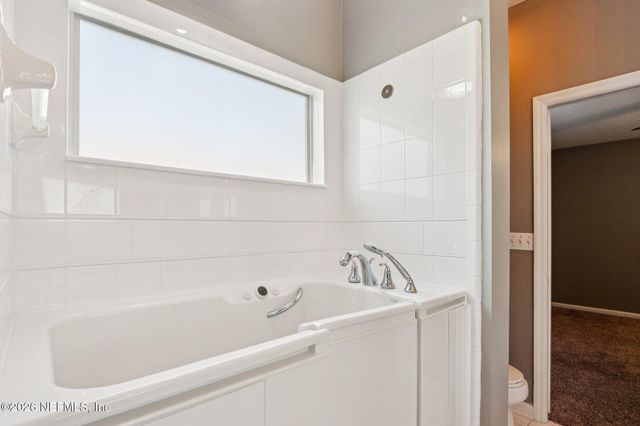 486 MONTEREY Parkway, Orange Park, FL 32073