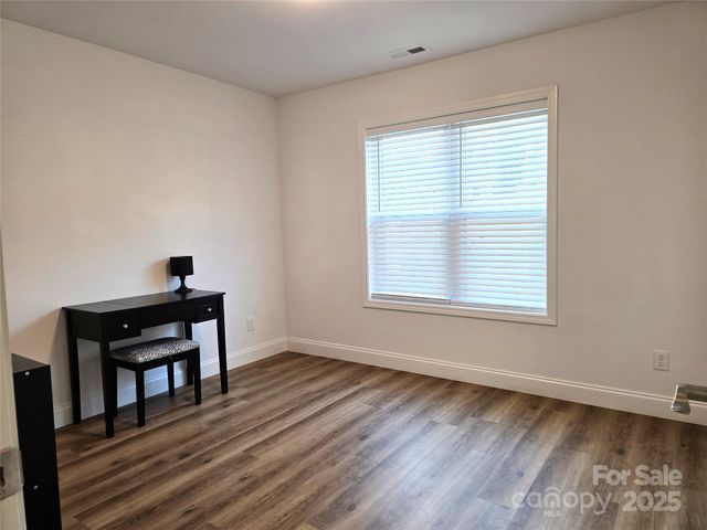 48 Patriot Place 37, Mars Hill, NC 28754