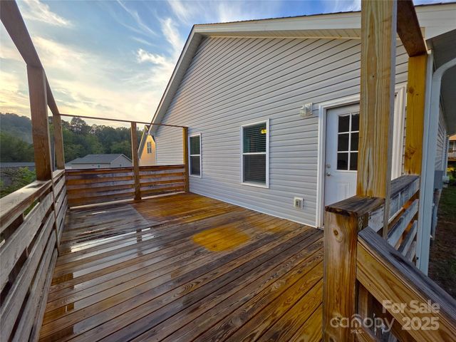 48 Patriot Place 37, Mars Hill, NC 28754