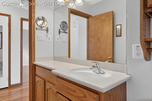 7693 Larme Avenue, Allen Park, MI 48101