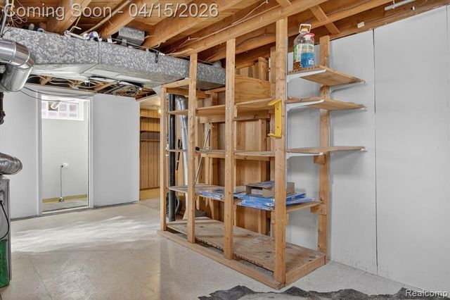 7693 Larme Avenue, Allen Park, MI 48101