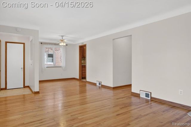 7693 Larme Avenue, Allen Park, MI 48101