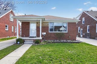 7693 Larme Avenue, Allen Park, MI 48101