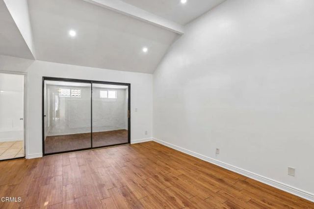 9111 Lemona Avenue 10, North Hills, CA 91343