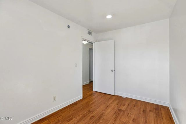 9111 Lemona Avenue 10, North Hills, CA 91343