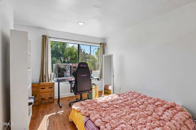9111 Lemona Avenue 10, North Hills, CA 91343