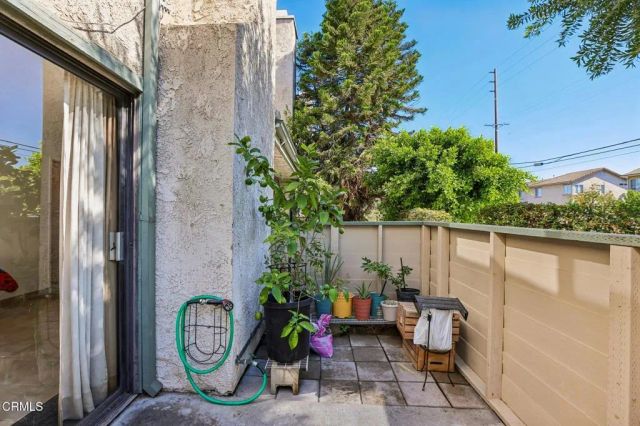 9111 Lemona Avenue 10, North Hills, CA 91343