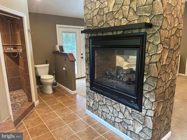 200 HAAG RD, Reading, PA 19606