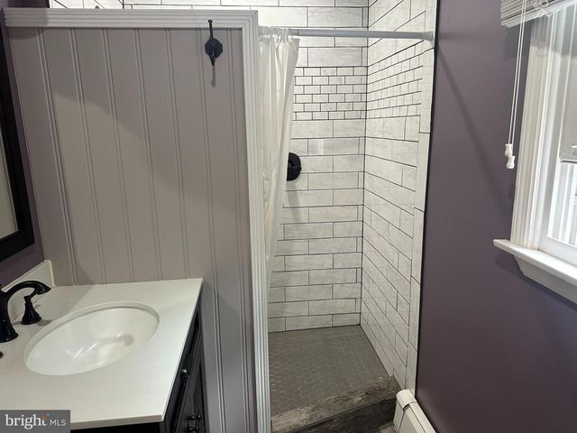 200 HAAG RD, Reading, PA 19606