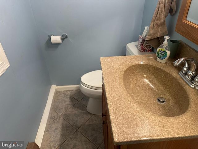 200 HAAG RD, Reading, PA 19606