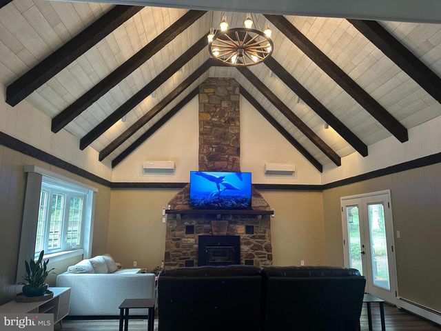 200 HAAG RD, Reading, PA 19606