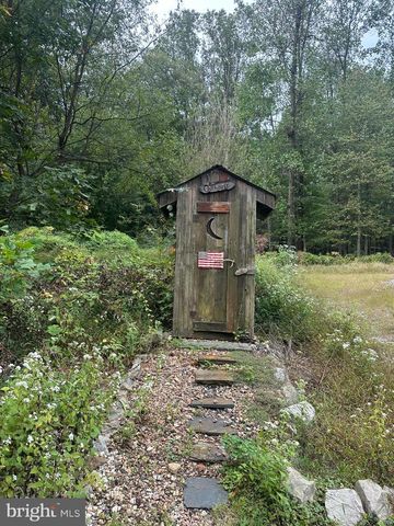 200 HAAG RD, Reading, PA 19606