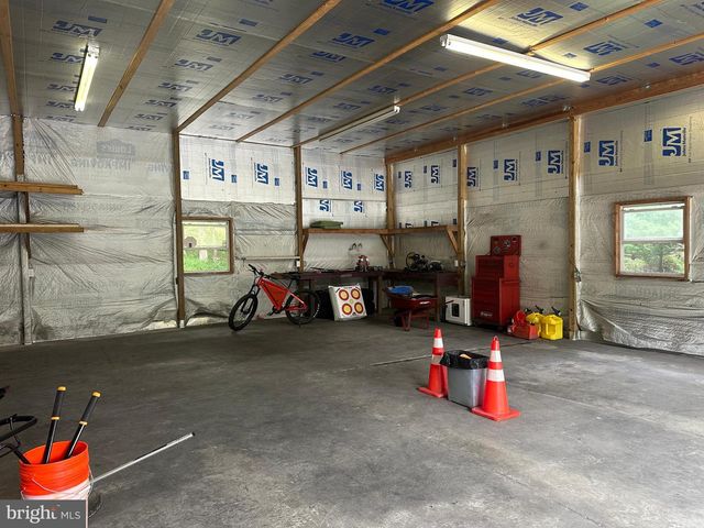 200 HAAG RD, Reading, PA 19606