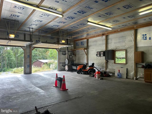 200 HAAG RD, Reading, PA 19606