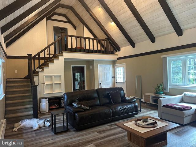 200 HAAG RD, Reading, PA 19606