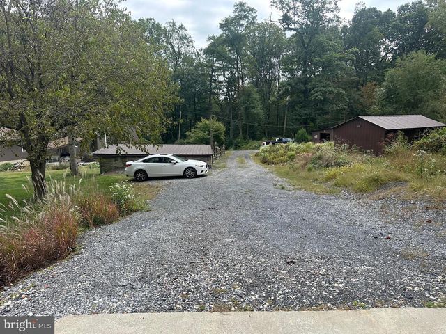 200 HAAG RD, Reading, PA 19606