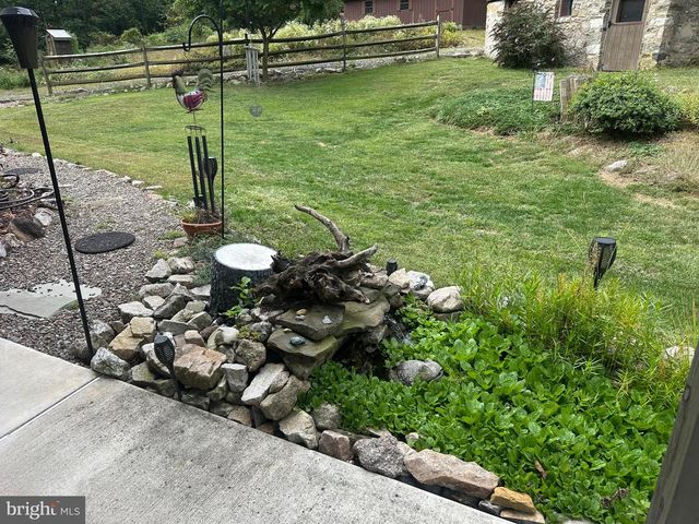 200 HAAG RD, Reading, PA 19606