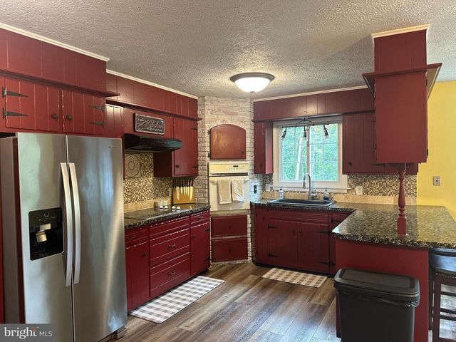 200 HAAG RD, Reading, PA 19606