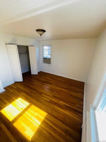 22 Cowles AKA 2 Catskill Avenue, Yonkers, NY 10704