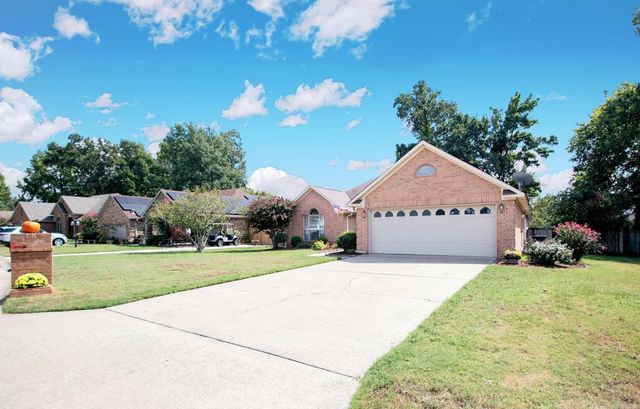 131 Deauville Drive, Maumelle, AR 72113