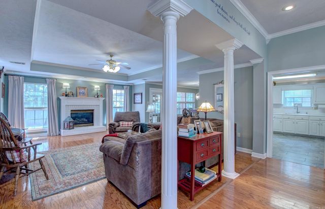 131 Deauville Drive, Maumelle, AR 72113