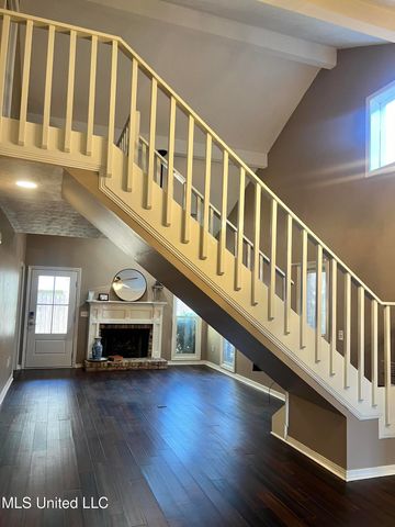 106 N Brighton Drive, Jackson, MS 39211