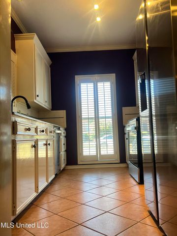 106 N Brighton Drive, Jackson, MS 39211