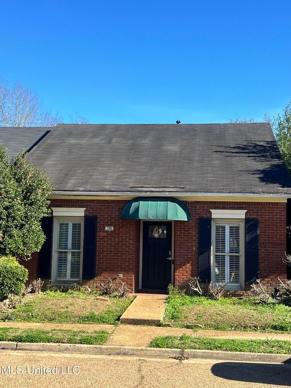 106 N Brighton Drive, Jackson, MS 39211