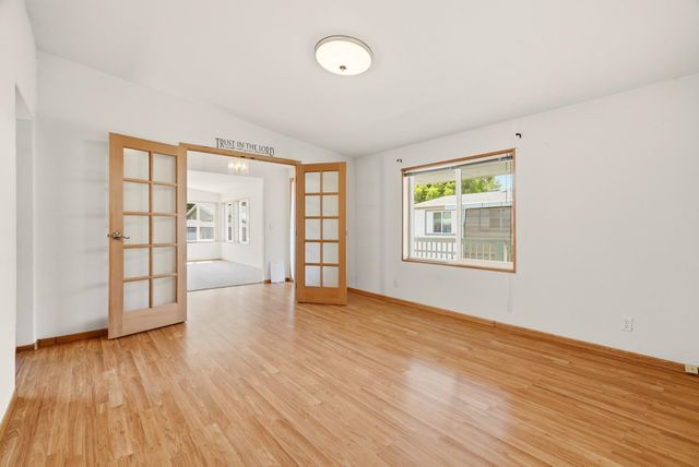 208 S Neyland Ave, Liberty Lake, WA 99019