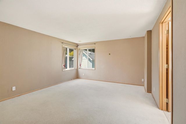 208 S Neyland Ave, Liberty Lake, WA 99019
