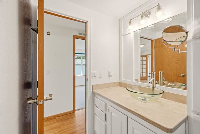 208 S Neyland Ave, Liberty Lake, WA 99019