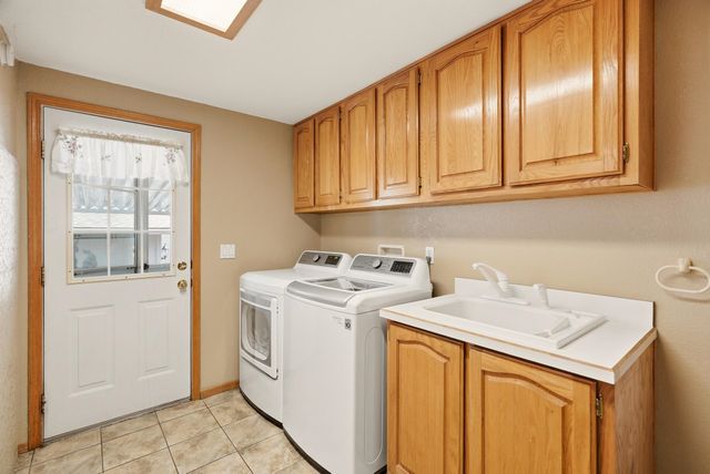 208 S Neyland Ave, Liberty Lake, WA 99019