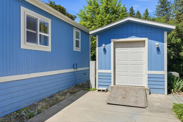 208 S Neyland Ave, Liberty Lake, WA 99019