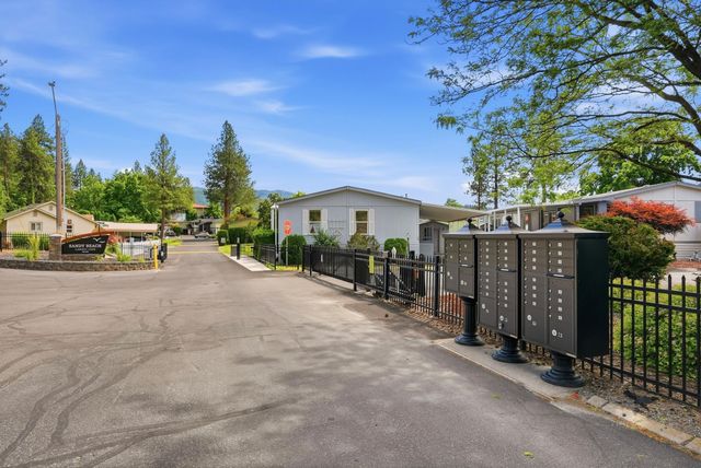 208 S Neyland Ave, Liberty Lake, WA 99019