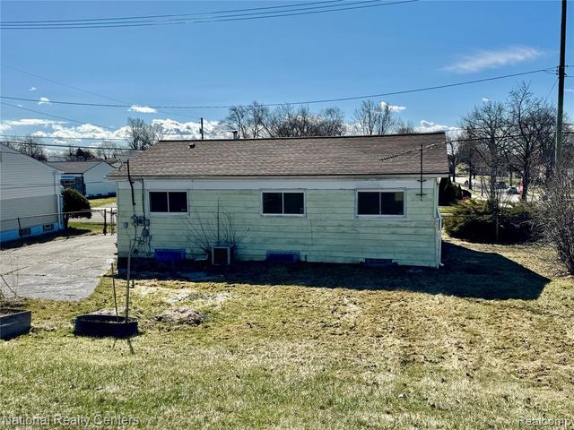 185 Gage Street, Pontiac, MI 48342