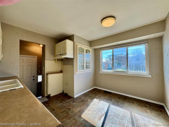 185 Gage Street, Pontiac, MI 48342