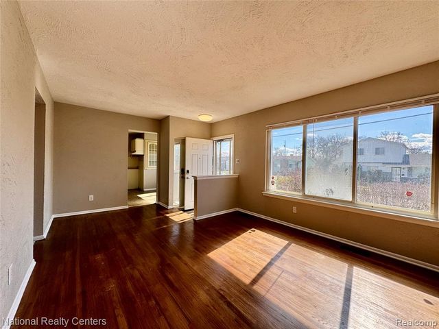 185 Gage Street, Pontiac, MI 48342