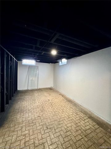 185 Gage Street, Pontiac, MI 48342