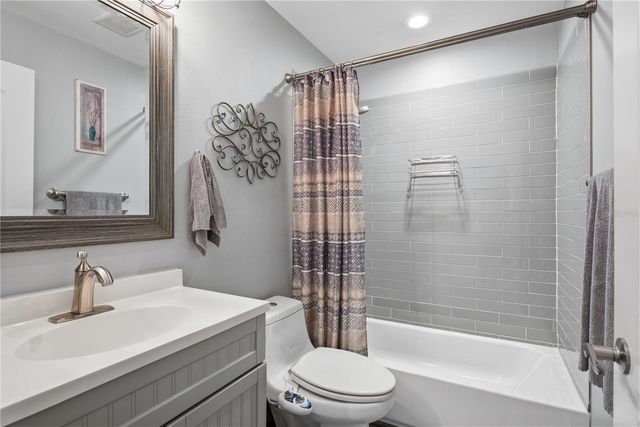 594 DAVENTRY SQUARE, Palm Harbor, FL 34683