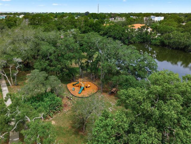 594 DAVENTRY SQUARE, Palm Harbor, FL 34683