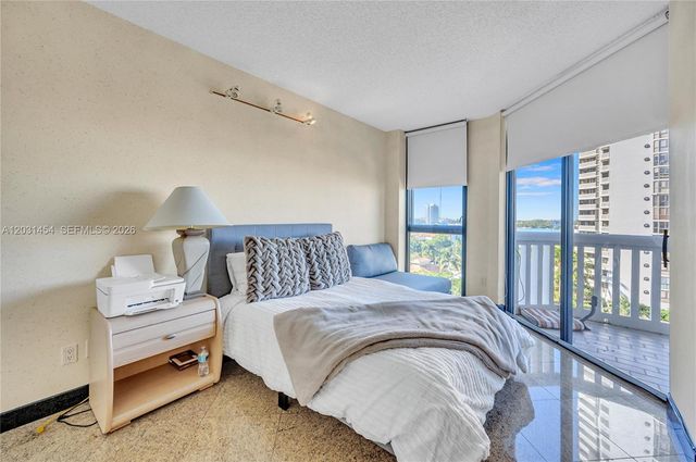 2000 Island Blvd 806, Aventura, FL 33160