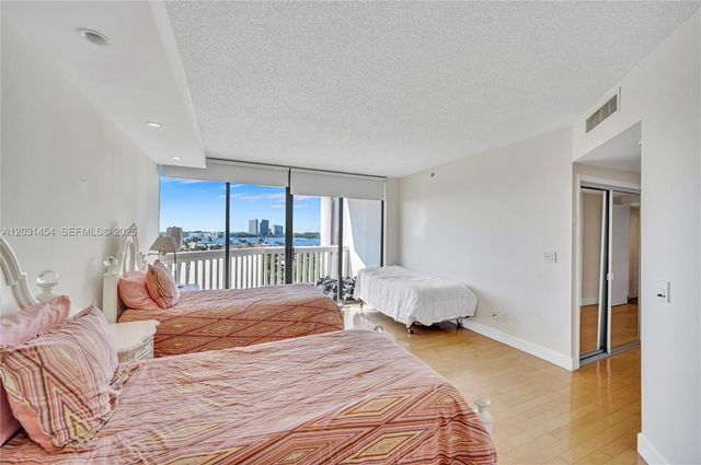 2000 Island Blvd 806, Aventura, FL 33160