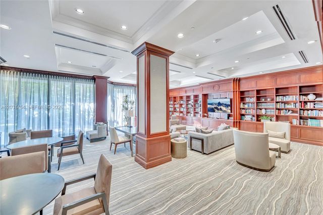 2000 Island Blvd 806, Aventura, FL 33160