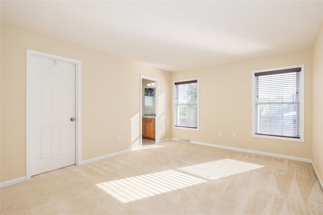 3 Allie Lane, Hamburg, NY 14075